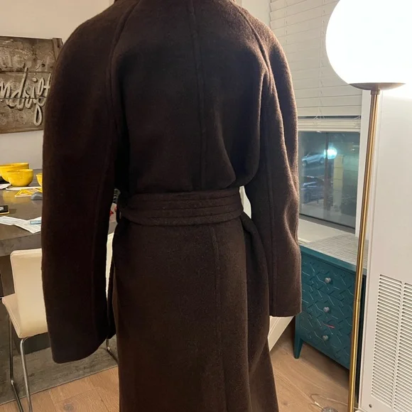 Warm Belted Brown Overcoat with Dolman Sleeves - Picture 3 of 4